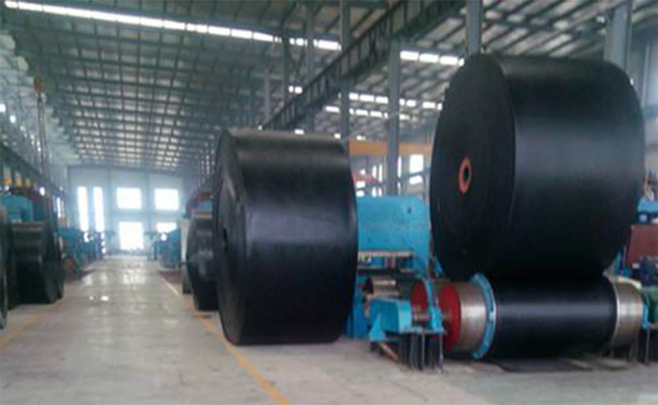 黑色耐溫橡膠輸送帶